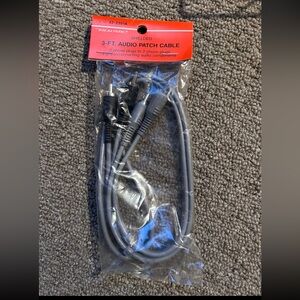 NEW! Radio Shack 3ft audio patch cable